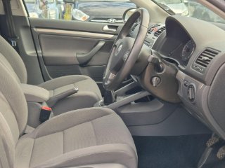 /photos/11431/23b6753b-fe24-4268-9a6b-bd0237469764_i320x240.jpg