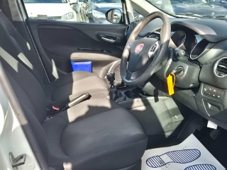 /photos/11431/2e52e20c-30b1-4150-beef-e7bf81287660_i320x240.jpg