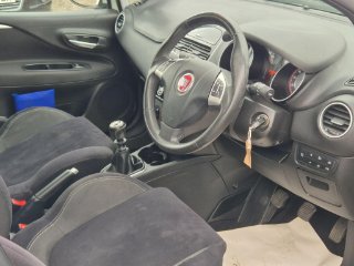/photos/11431/60e2da13-d07e-46dd-b03a-c331119e5ddd_i320x240.jpg