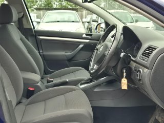 /photos/11431/723fe2b8-1507-4bd4-a761-9532fe6c67ca_i320x240.jpg