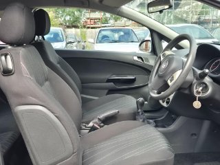 /photos/11431/95c615d2-a2e2-40c1-aa7d-c0ac8ff8ee32_i320x240.jpg