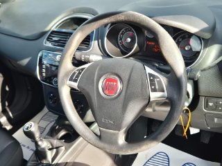 /photos/11431/f4e73d43-daaa-47be-a5f3-b07916a6af02_i320x240.jpg